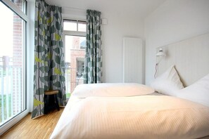3 chambres, fer et planche à repasser, Wi-Fi gratuit