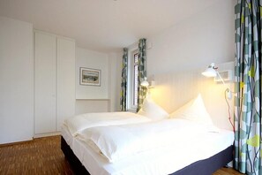 1 chambre, fer et planche à repasser, Wi-Fi gratuit