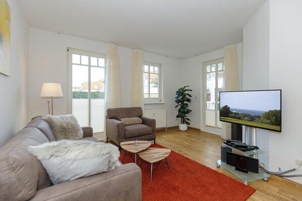 Interior - Tolle, Ruhige Familien-ferienwohnung mit Terrasse - nur 400 m zum Ostseestrand! (Ostseebad Kühlungsborn)