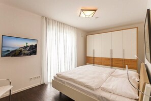 2 Schlafzimmer, Bügeleisen/Bügelbrett, kostenloses WLAN
