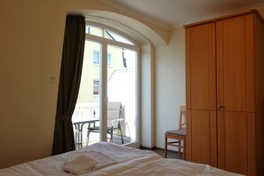 2 chambres, fer et planche à repasser, Wi-Fi gratuit