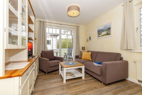 Strandnahe Ferienwohnung für zwei mit West-Balkon - nur 400 m zum Ostseestrand!