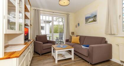 Strandnahe Ferienwohnung für zwei mit West-Balkon - nur 400 m zum Ostseestrand!