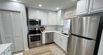 Fully Renovated Condo Punta Gorda 4B
