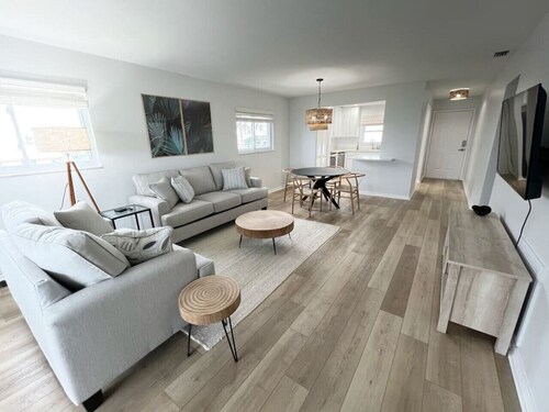 Fully Renovated Condo Punta Gorda 4B