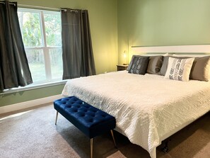 3 chambres, fer et planche à repasser, lit parapluie, Wi-Fi gratuit