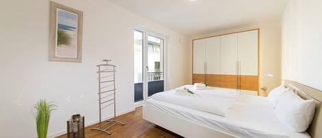 1 bedroom, iron/ironing board, free WiFi