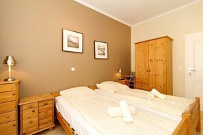 2 Schlafzimmer, Bügeleisen/Bügelbrett, kostenloses WLAN