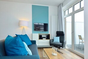 Télévision, livres, chaîne hi-fi