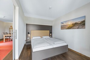 1 bedroom, travel cot, free WiFi - Strandnahe, Familienfreundliche Ferienwohnung mit Sauna, Terrasse und Strandkorb (Nordseebad Wremen)