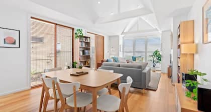 Coastal Chic, 500m to beach and pet friendly