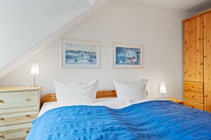 2 Schlafzimmer, Schreibtisch, Bügeleisen/Bügelbrett, kostenloses WLAN