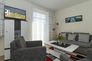Tv, dvd-afspiller, stereoanlæg