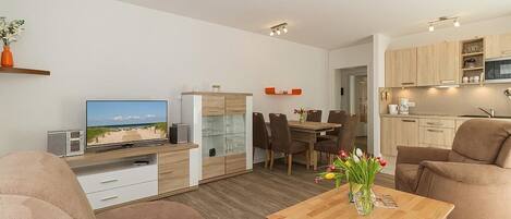 Fernseher, Stereoanlage