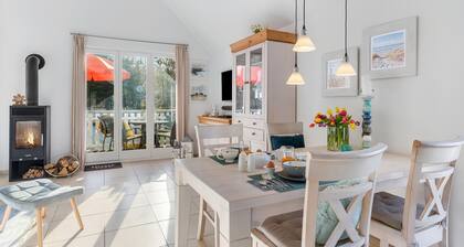 Wunderschönes Ferienapartment mit Infrarotsauna, Kaminofen und Sonnigem Balkon