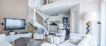 Stillvolles Maisonette-apartment mit Toller Dachterrasse und Leuchtturmblick