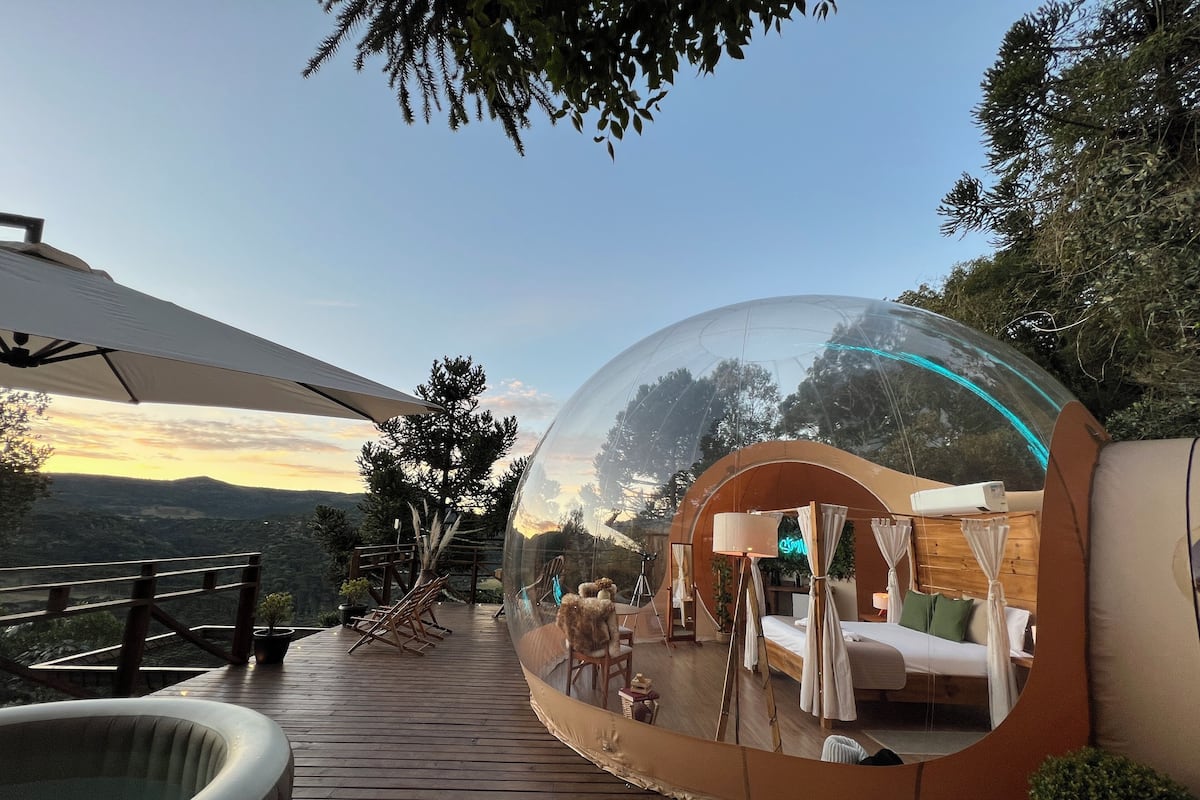 Deluxe Cabin | Minibar, individually decorated, individually furnished