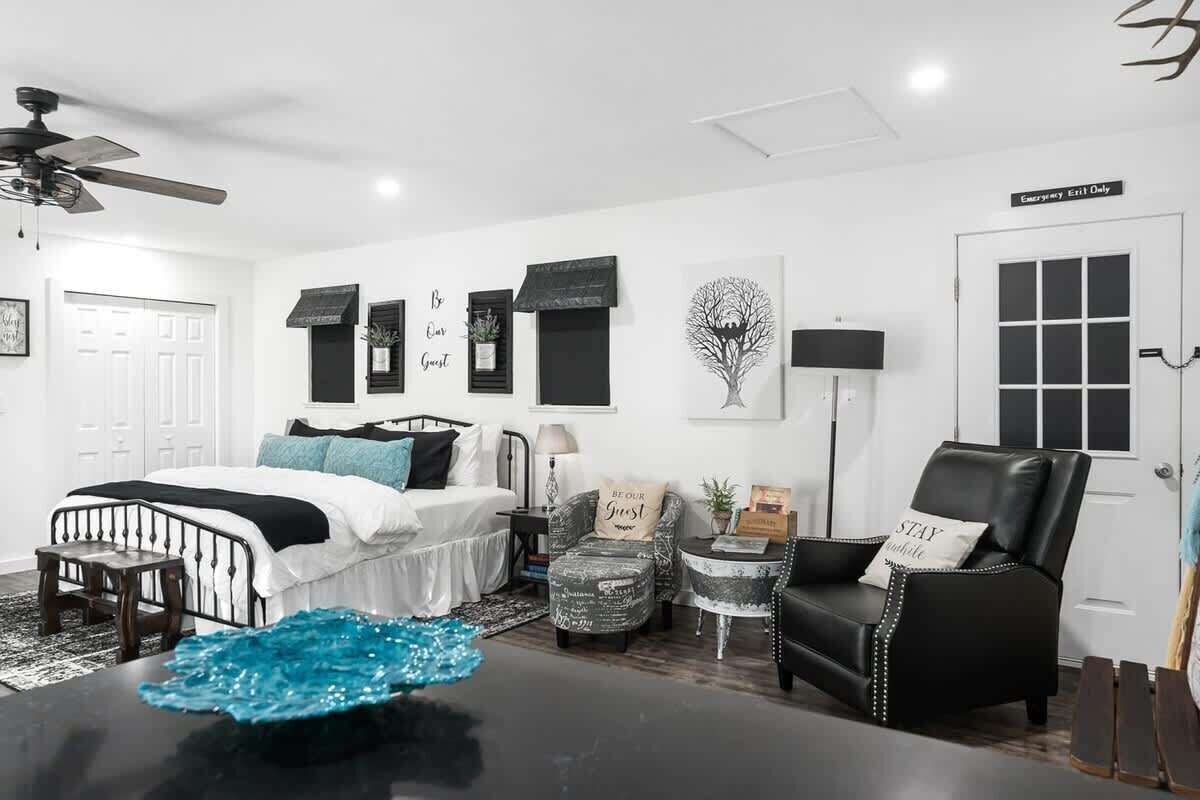 1 Schlafzimmer, Schreibtisch, Bügeleisen/Bügelbrett, WLAN