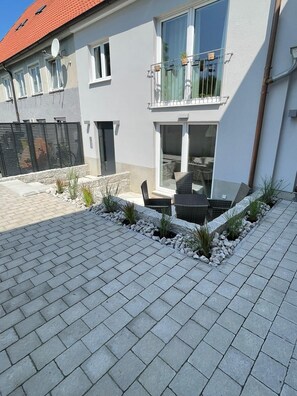 Terrace/patio - Casa Hintze II - 2 room apartment 5 minutes walk to the city center (Kempten (Allgäu))