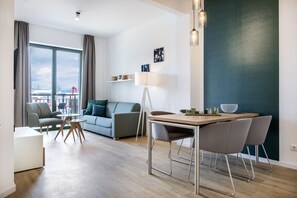 Dining - Apartment in Erstklassiger Lage mit Balkon und Tollem Blick auf den Alten Hafen (Hansestadt Wismar)