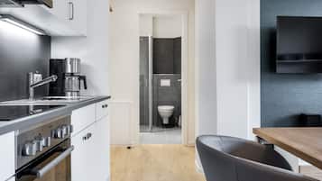 Kühlschrank, Ofen, Herdplatte, Geschirrspüler