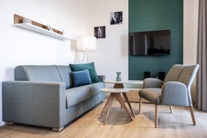 Télévision, chaîne hi-fi