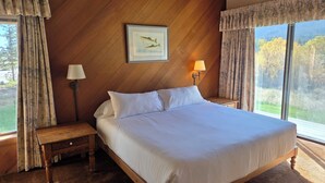 Room - Snowcreek Resort Vacation Rental 99 (Mammoth Lakes)