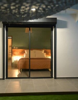 2 habitaciones, escritorio, wifi y ropa de cama