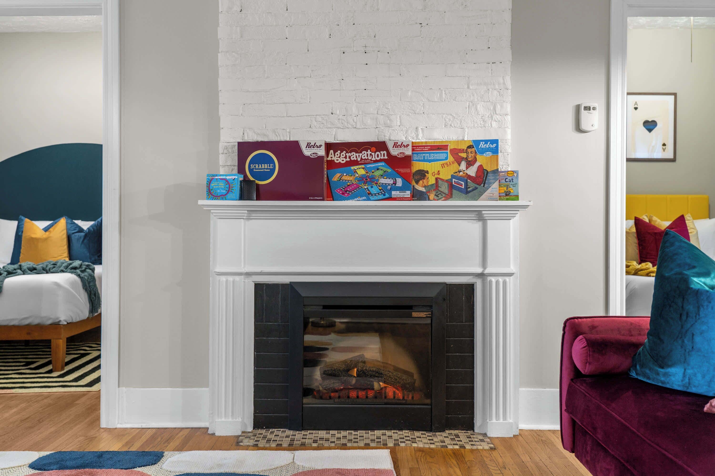 That 70's Show | 2 Bed Retro Getaway | Bbq & More! - Drumheller