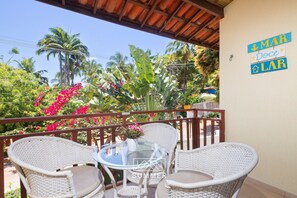 Family Apartment | Outdoor dining