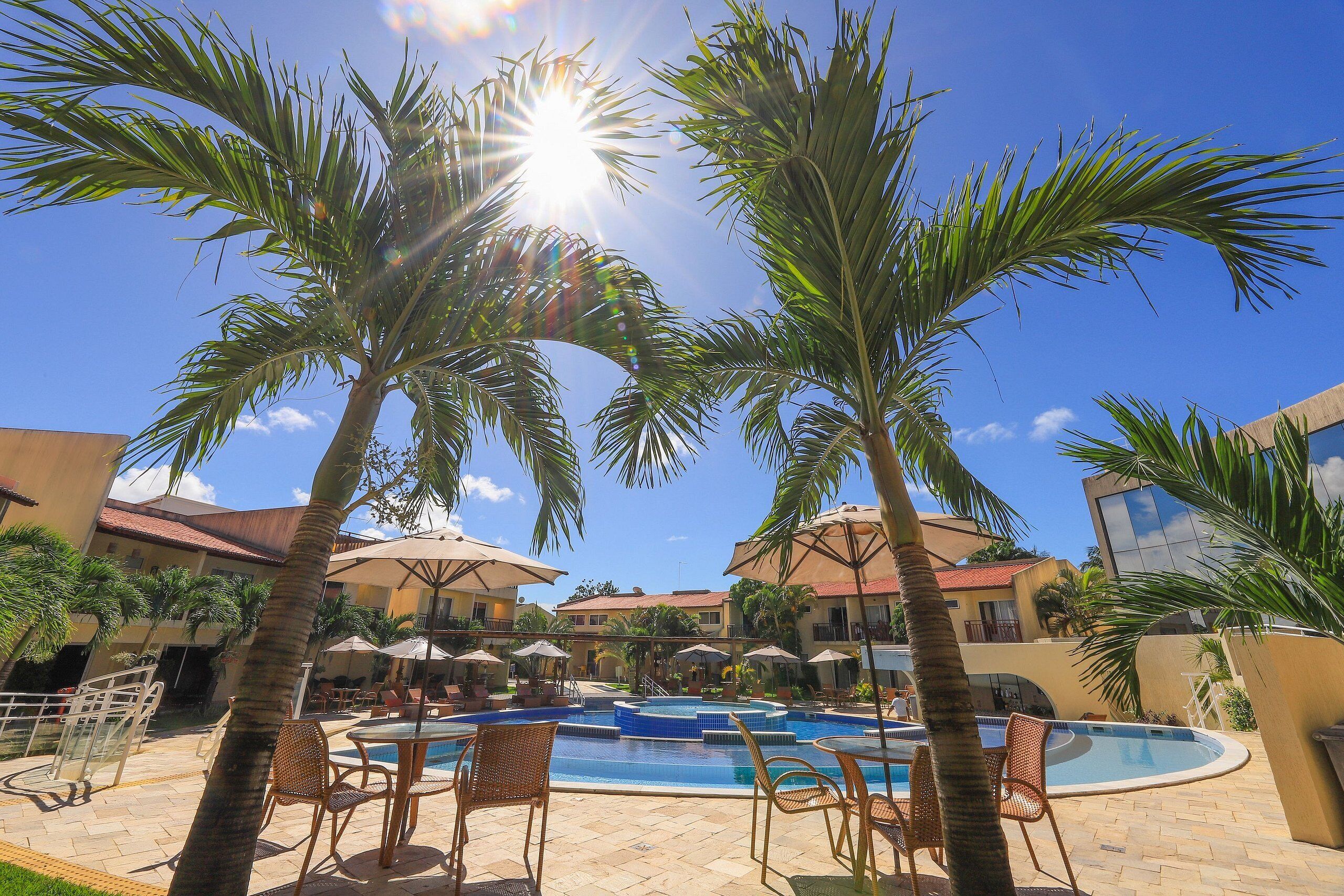 2 piscinas al aire libre