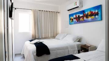 Apartment | Iron/ironing board, WiFi (free), bed sheets