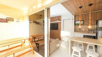 Apartment | Dining