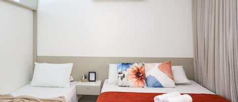 Apartment | Iron/ironing board, free WiFi, bed sheets