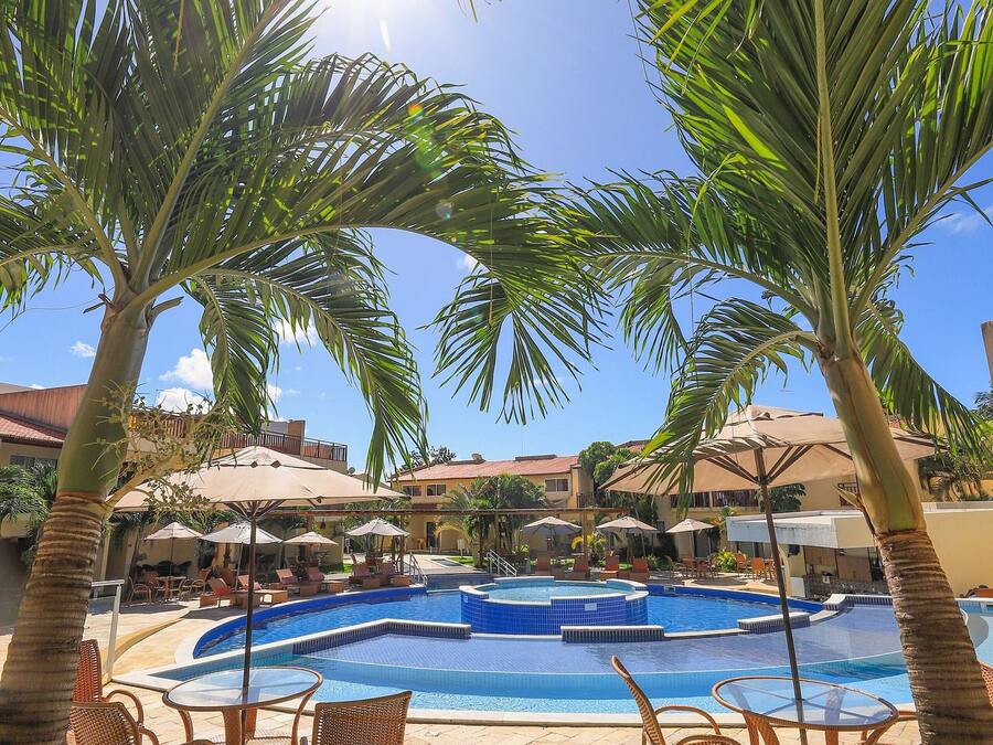 2 outdoor pools