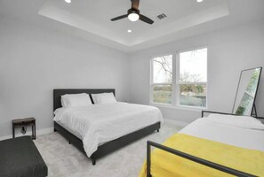 2 bedrooms, bed sheets - ModernHTX|Sleeps 9|Pet&Family (Houston)