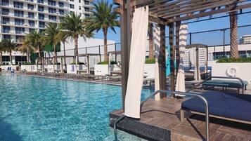 2 outdoor pools, cabanas (surcharge)