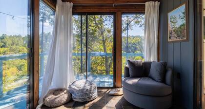 Riverfront Dog Friendly Cabin with Mountain Views