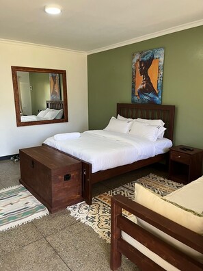 1 chambre, bureau, fer et planche à repasser, Wi-Fi gratuit