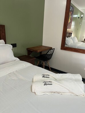 1 多间卧室、办公桌、熨斗/熨衣板、免费 WiFi