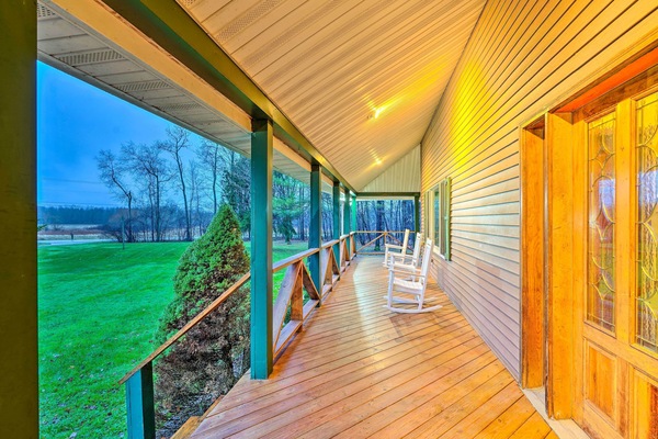 Front Entry | Wrap-Around Porch | Ring Doorbell Device