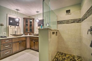 Free toiletries, hair dryer, towels