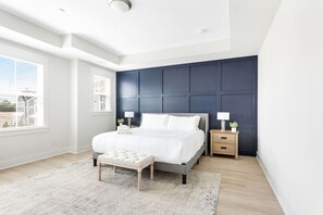 3 soverom, skrivebord, strykejern/-brett og wi-fi