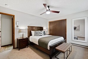 House, Multiple Beds, Patio, Garden View (Minuteman Dr) | 3 bedrooms, free WiFi, bed sheets - Amazing Sunsets, Biking, Boating and More at the Horsetooth Stoop! (Fort Collins)