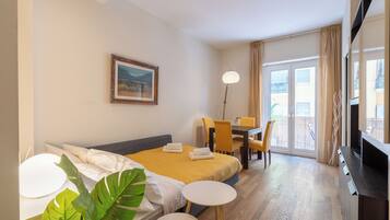 1 camera, ferro/asse da stiro, Wi-Fi, lenzuola