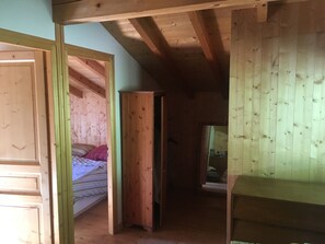2 bedrooms, WiFi - Authentic chalet in unspoilt hamlet on the edge of a forest (Les Houches)