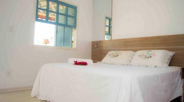 Minibar, kostenloses WLAN, Bettwäsche