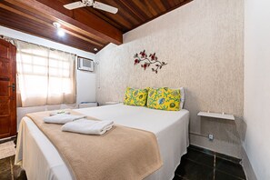 Standard Twin Room | Seterika/papan seterika, Wi-fi percuma 