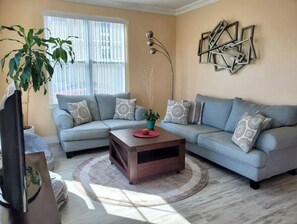 Téléviseur, livres