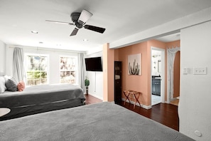 4 bedrooms, free WiFi